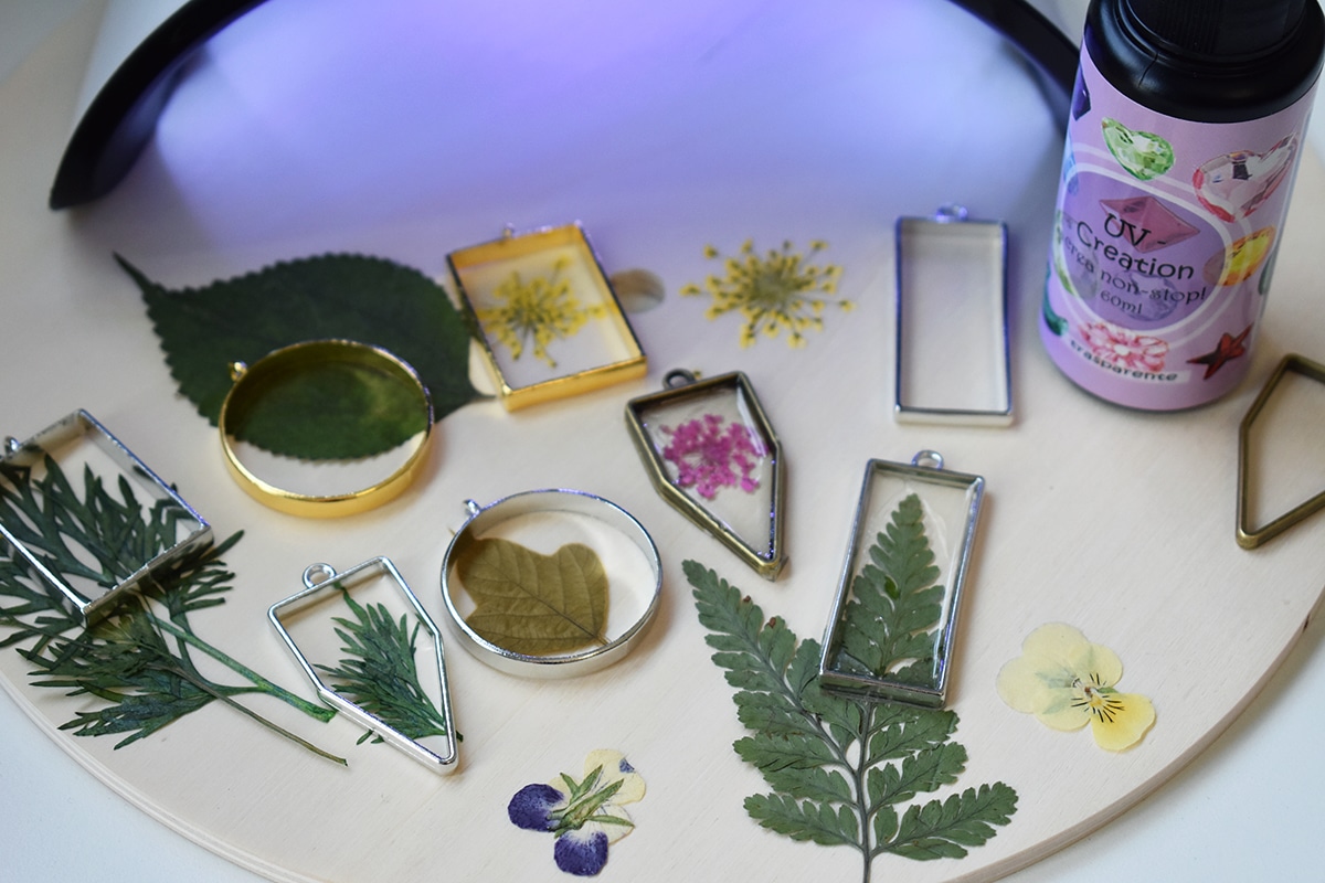 Kit Fiori con resina UV, fiori secchi, open bezel + lampada UV 36Wt in  regalo!